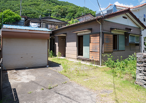 空き家・空き地は社会問題となっています